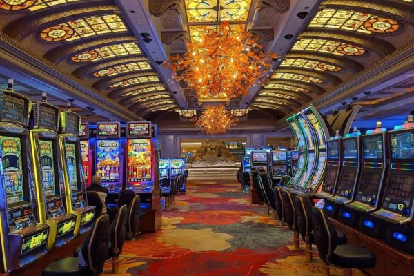 fallsview-casino-bus-tours-scaled
